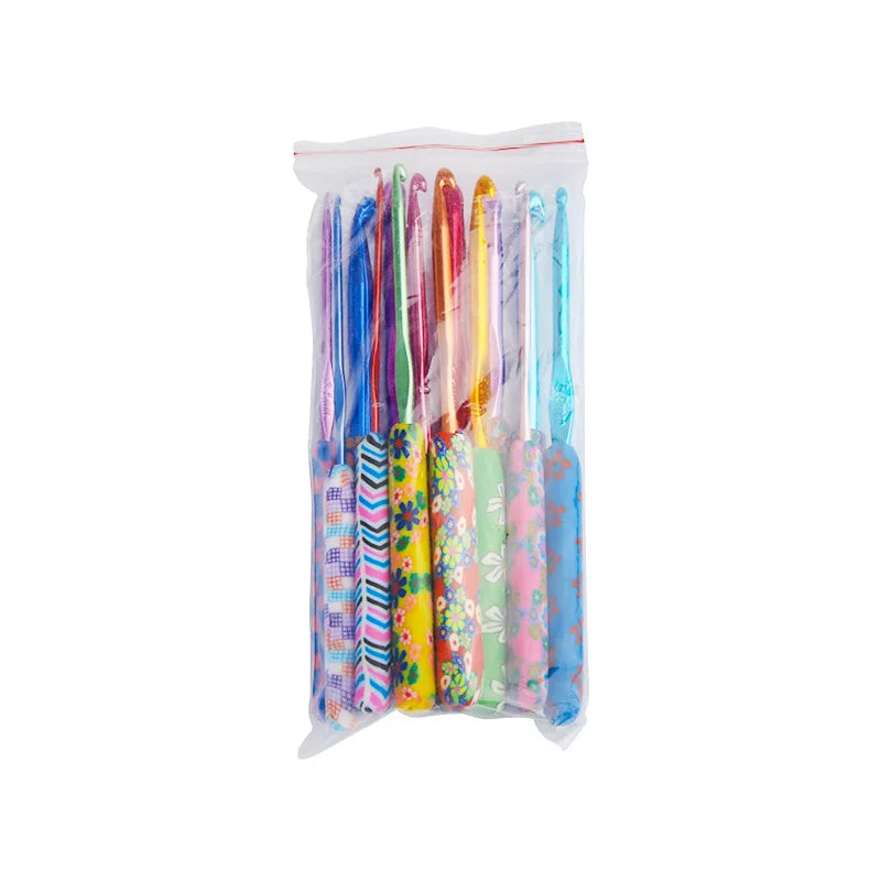 Crochet Hook Set with Rubber Handle (5 / 9 / 14 Pieces)