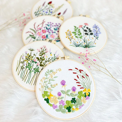 Embroidery Kit with or without Hoop – Floral Designs