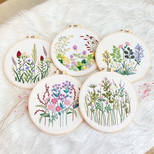 Embroidery Kit with or without Hoop – Floral Designs