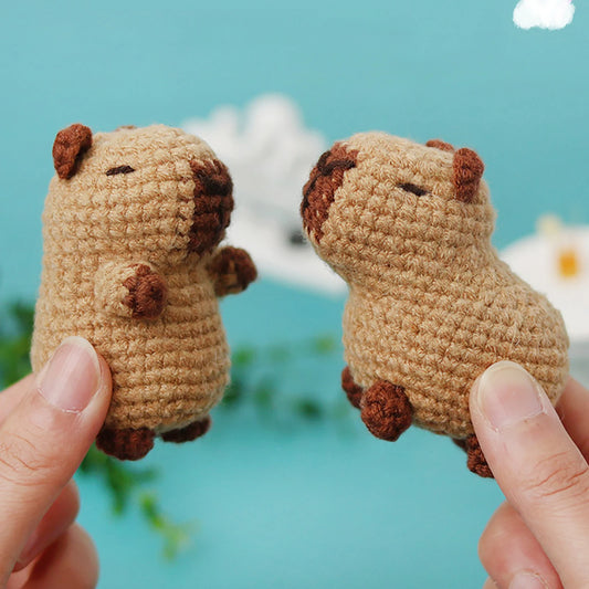 Capybara Crochet Kit – Complete Set with Materials and Instructions