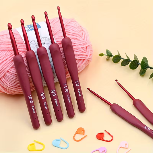 15-Piece Crochet Hook Set with Accessories